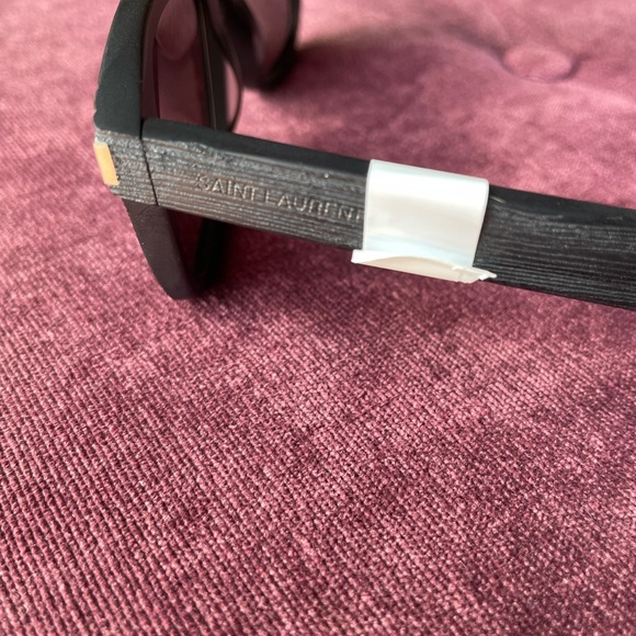 🕶💜🖤Saint Laurent Rectangular Sunglasses 🕶💜🖤 - Picture 9 of 11